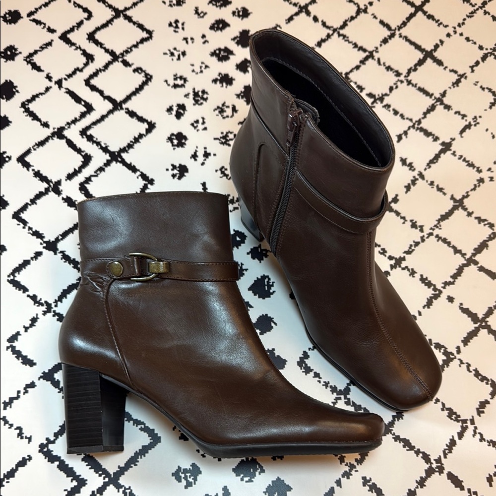 Style & Co. Women’s Brown Ankle Boots - US Size 8.5 W